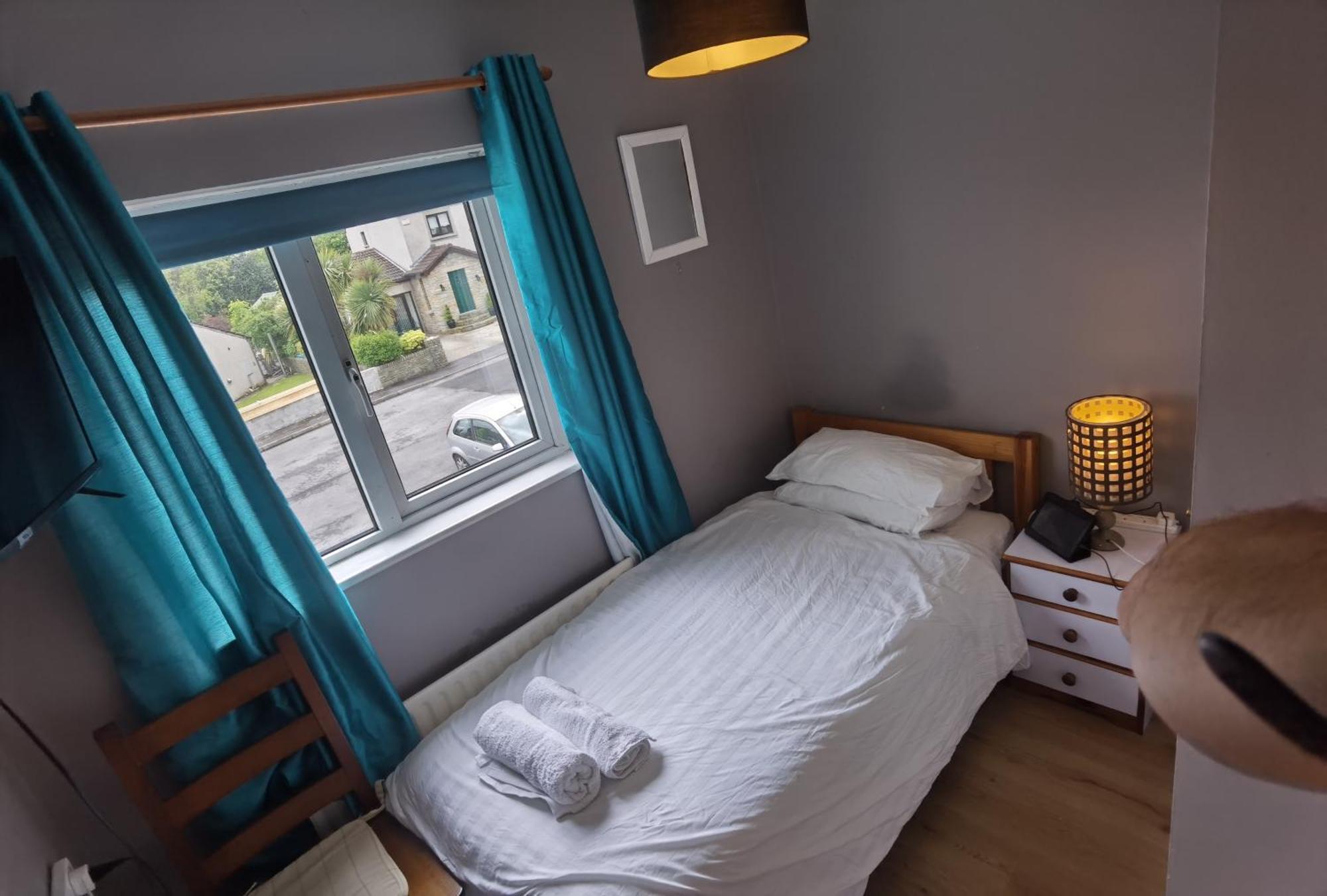 Travelmore Letterkenny Room photo